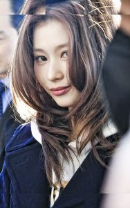 Minatozaki Sana - Image 322