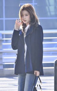 Minatozaki Sana - Image 321