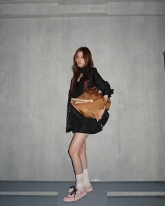 Minatozaki Sana - Image 293