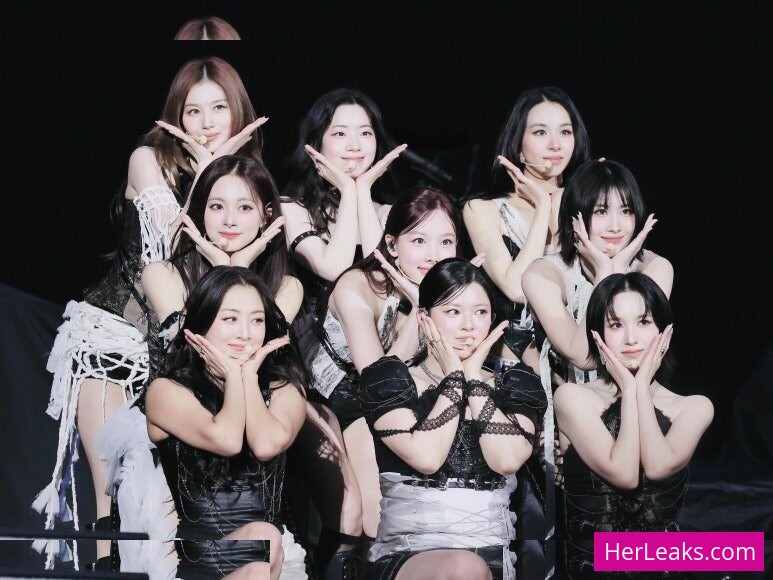 Minatozaki Sana - Image 290