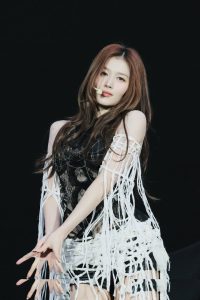 Minatozaki Sana - Image 289