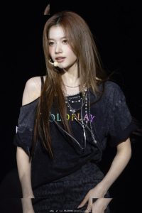 Minatozaki Sana - Image 269