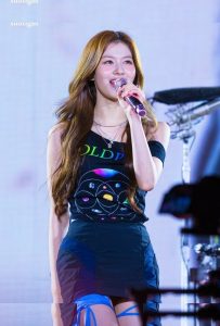 Minatozaki Sana - Image 255