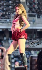 Minatozaki Sana - Image 241