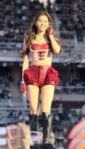 Minatozaki Sana - Image 233