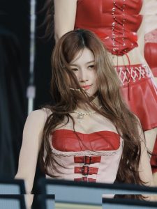 Minatozaki Sana - Image 220