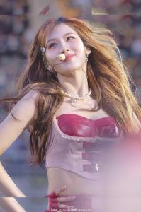 Minatozaki Sana - Image 214
