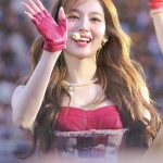 Minatozaki Sana - Image 211