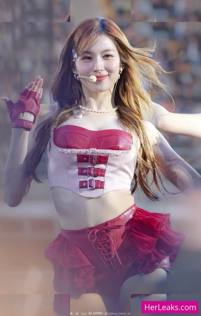 Minatozaki Sana - Image 210