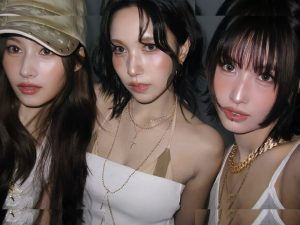 Minatozaki Sana - Image 199