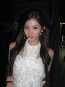 Minatozaki Sana - Image 194