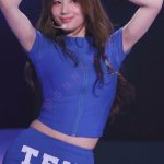 Minatozaki Sana - Image 185