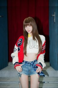 Minatozaki Sana - Image 144