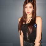 Minatozaki Sana - Image 136