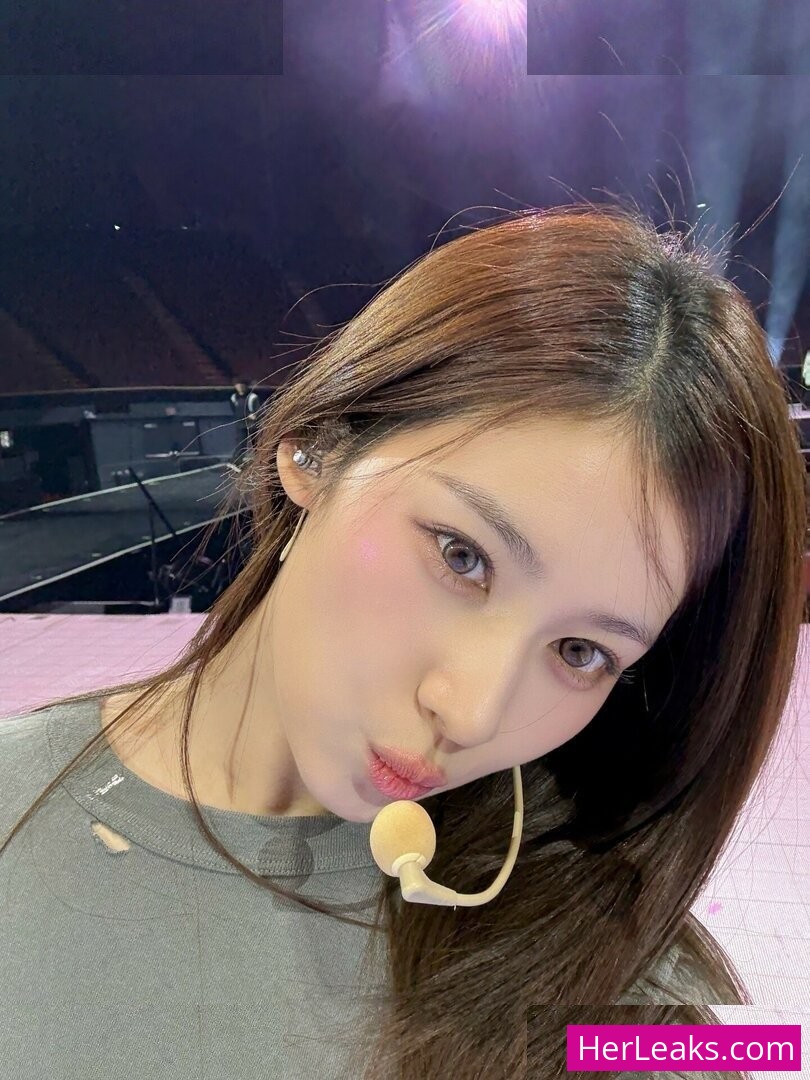 Minatozaki Sana - Image 134
