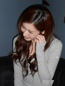 Minatozaki Sana - Image 118