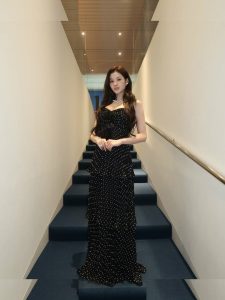 Minatozaki Sana - Image 109
