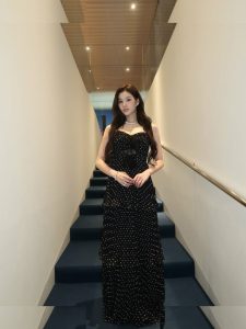 Minatozaki Sana - Image 105
