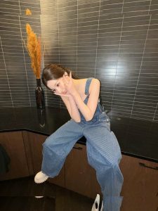 Minatozaki Sana - Image 93