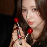 Minatozaki Sana - Image 51