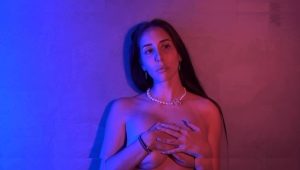 Naomi Ross - Image 26
