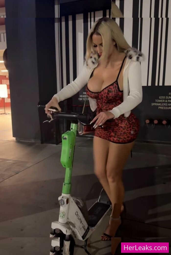Nicolette Shea - Image 191