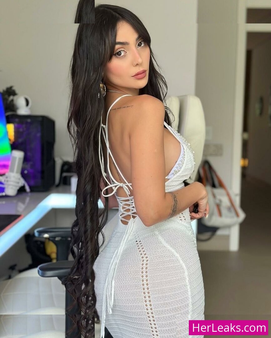 Nyvi Estephan - Image 360