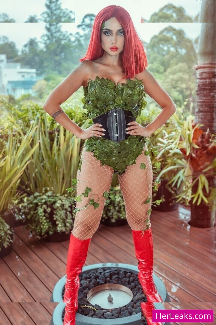 Nyvi Estephan - Image 353