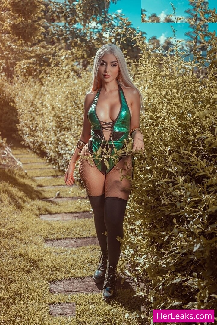 Nyvi Estephan - Image 289
