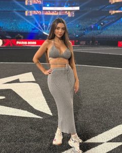 Nyvi Estephan - Image 196