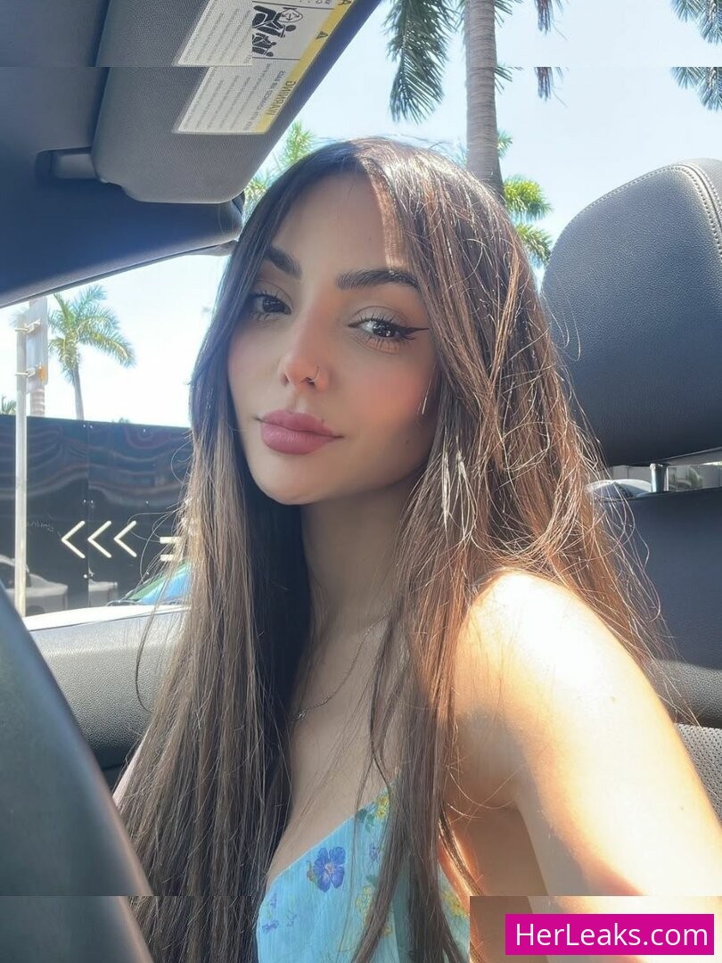Nyvi Estephan - Image 195