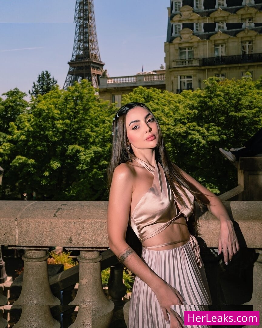Nyvi Estephan - Image 191