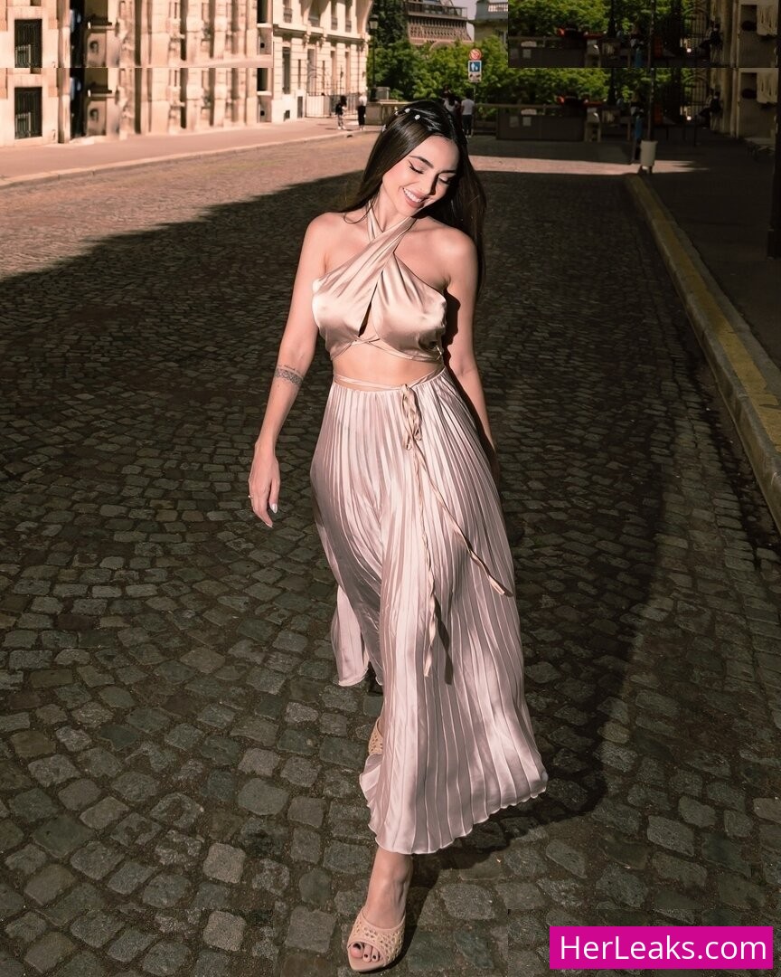 Nyvi Estephan - Image 188
