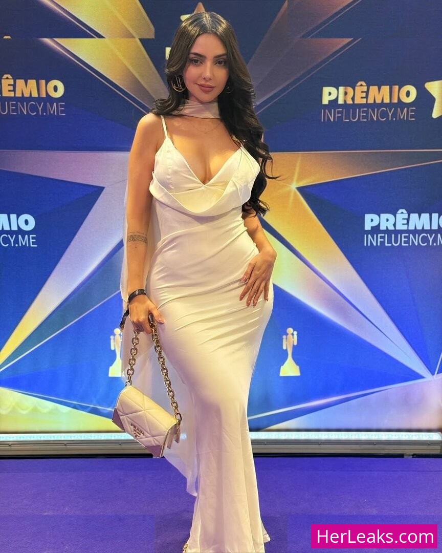 Nyvi Estephan - Image 100