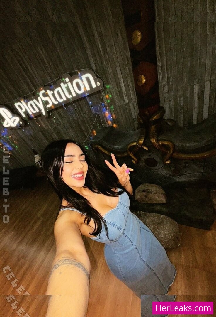 Nyvi Estephan - Image 74