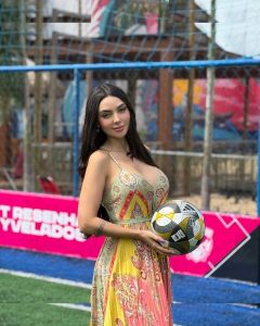 Nyvi Estephan - Image 21