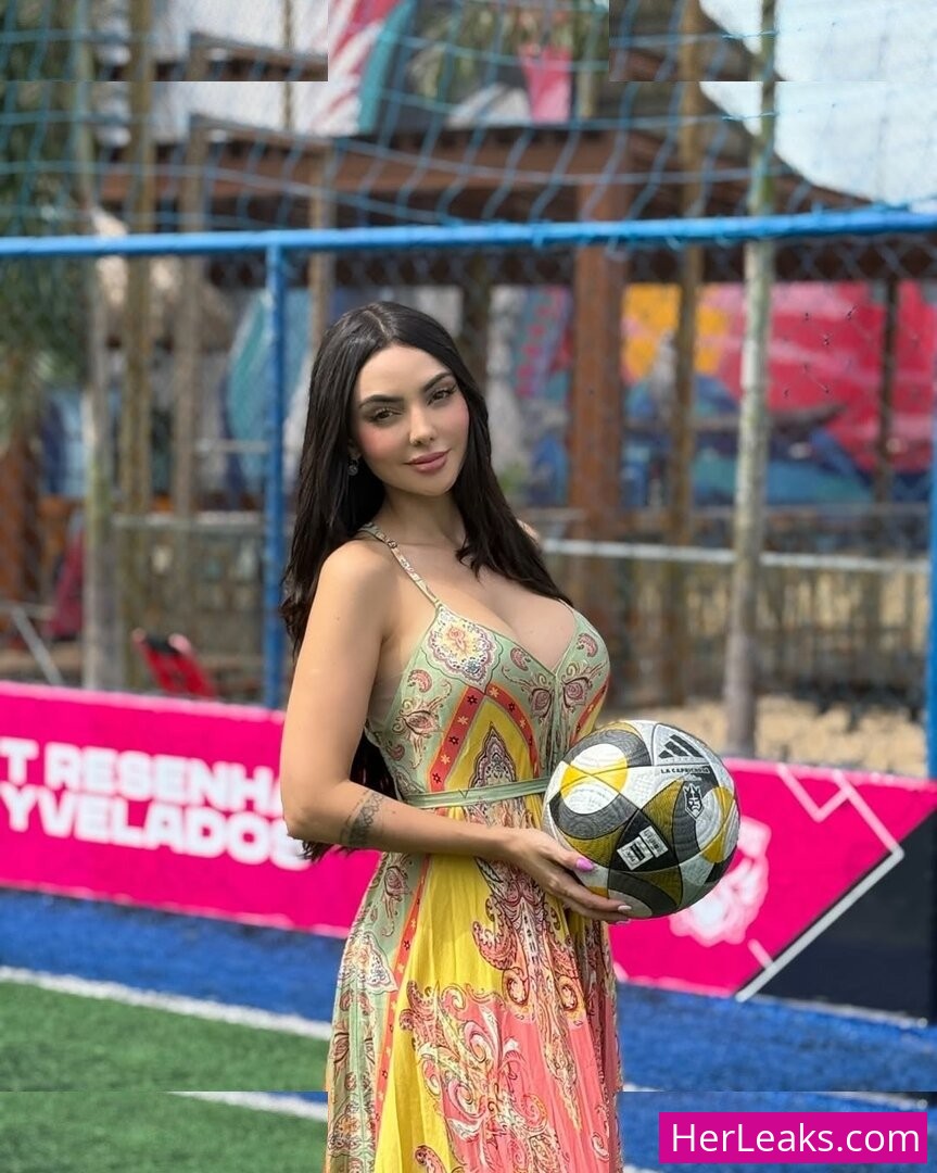Nyvi Estephan - Image 21
