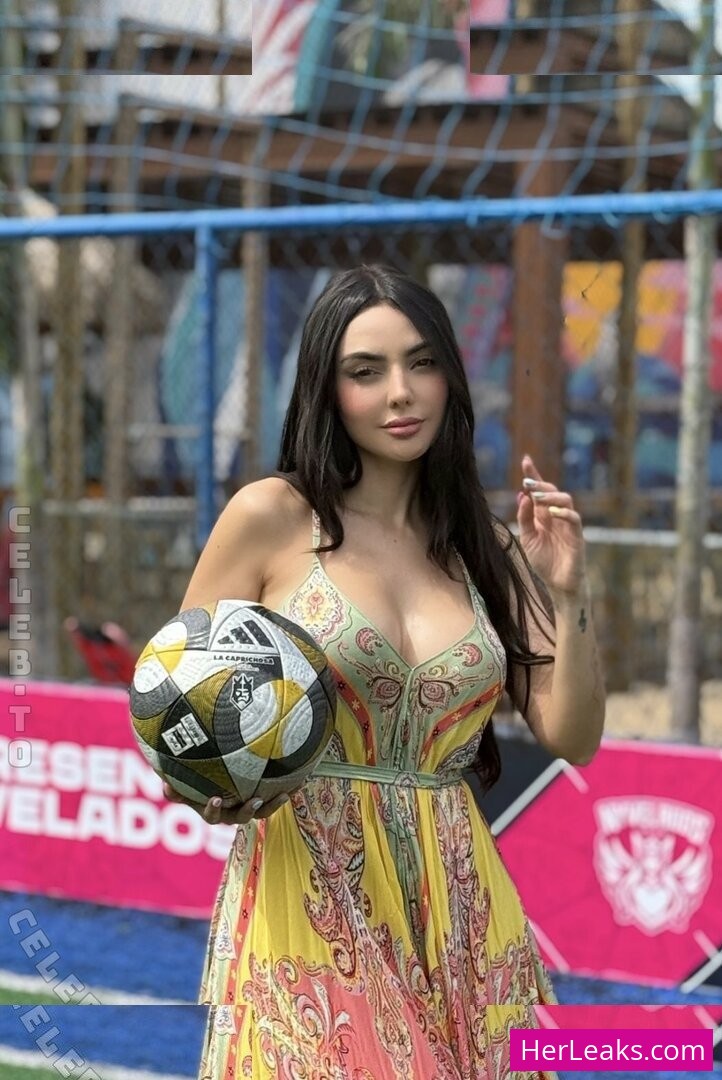 Nyvi Estephan - Image 16