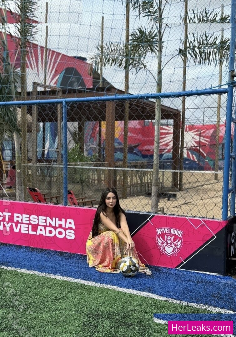 Nyvi Estephan - Image 10
