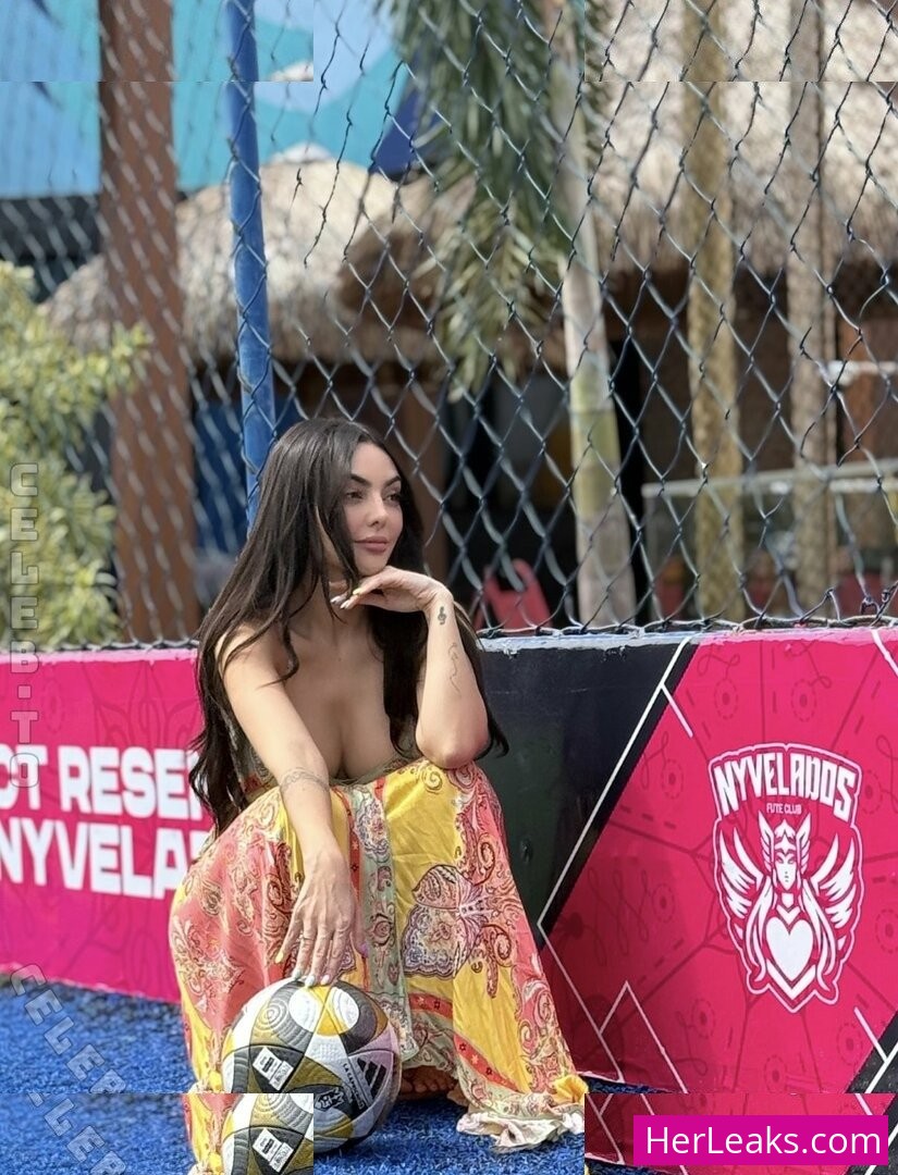 Nyvi Estephan - Image 8