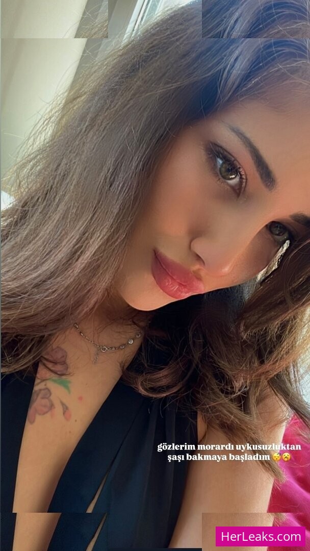 Özge Azunyan - Image 106