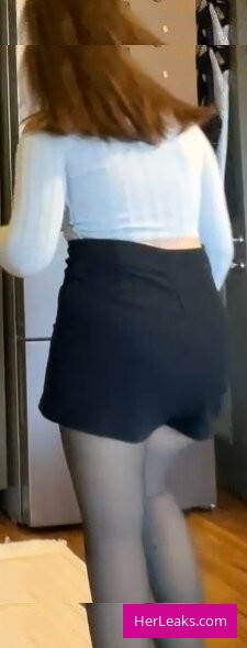 Özge Azunyan - Image 95