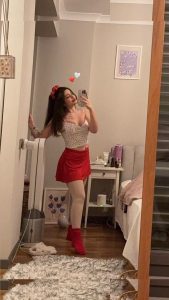 Özge Azunyan - Image 196