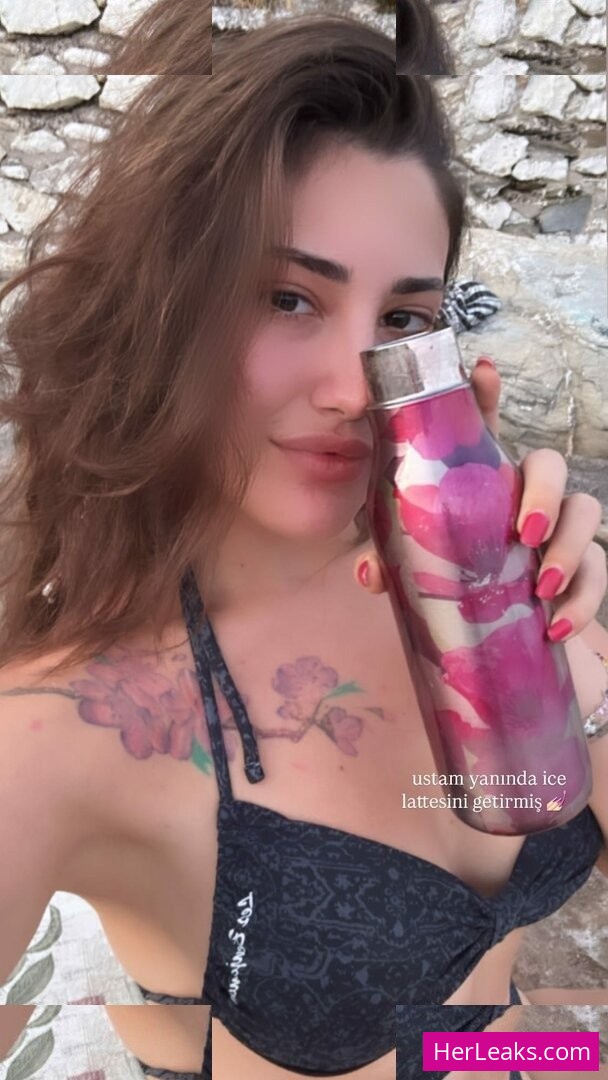 Özge Azunyan - Image 69