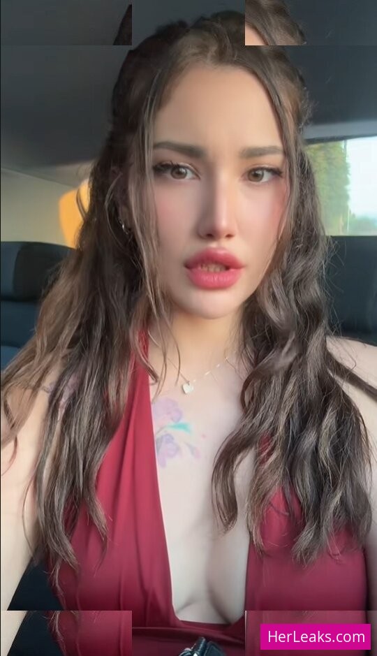 Özge Azunyan - Image 62