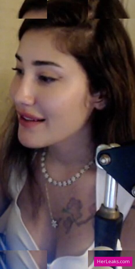 Özge Azunyan - Image 61