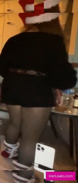 Özge Azunyan - Image 43