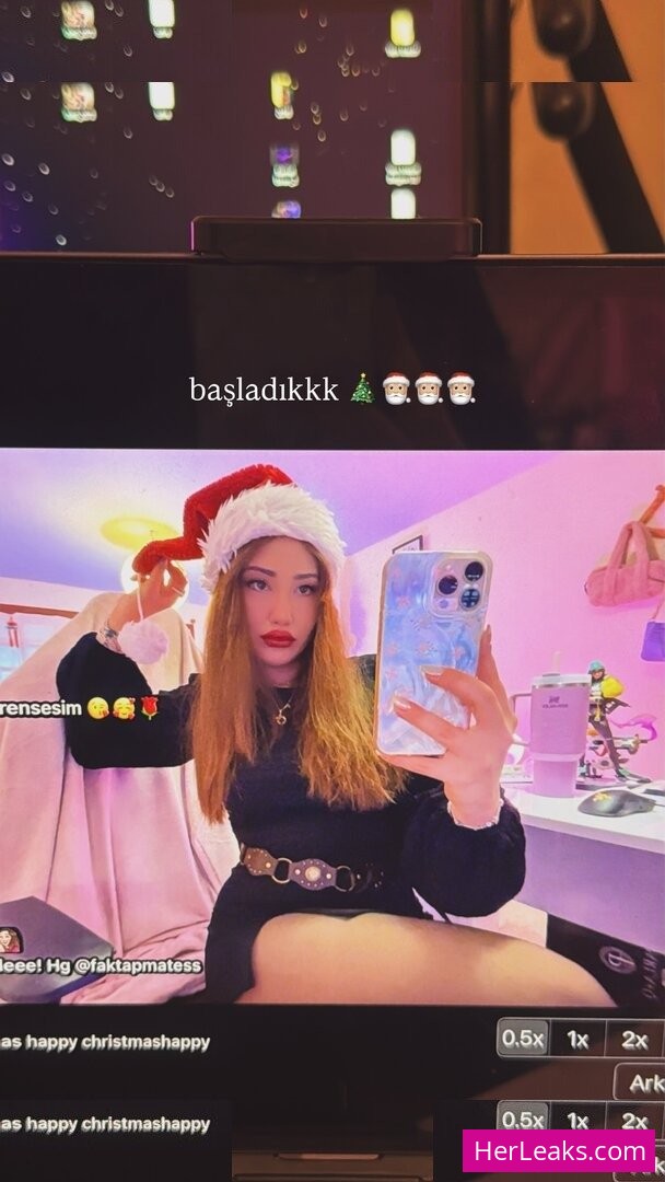 Özge Azunyan - Image 32