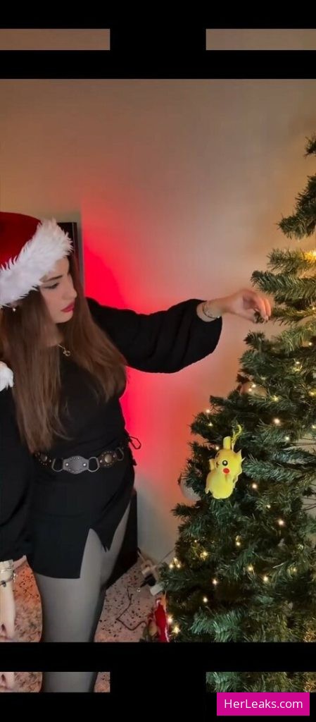 Özge Azunyan - Image 21