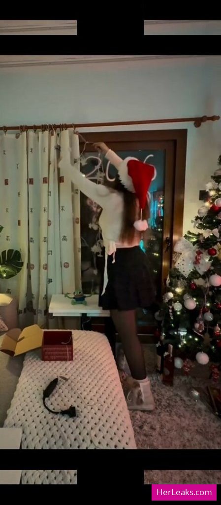 Özge Azunyan - Image 18